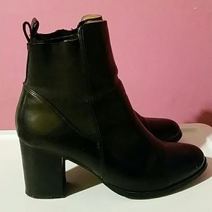 H&M faux leather black booties
